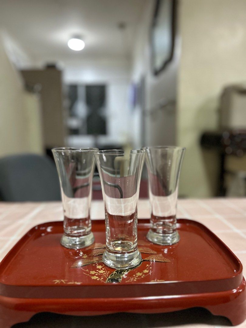 Set of 3 Clear Glasses (Category: Other Kitchenware & Tableware) located in Quezon City. Submitted by lsreyes (Listing ID 1404118274, Image 1). Description: Used as display only Decluttering Location: tandang sora qc.