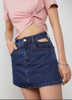 (Category: ) located in . Submitted by Curating_Style (Listing ID 1404164379, Image 1). Description: .
