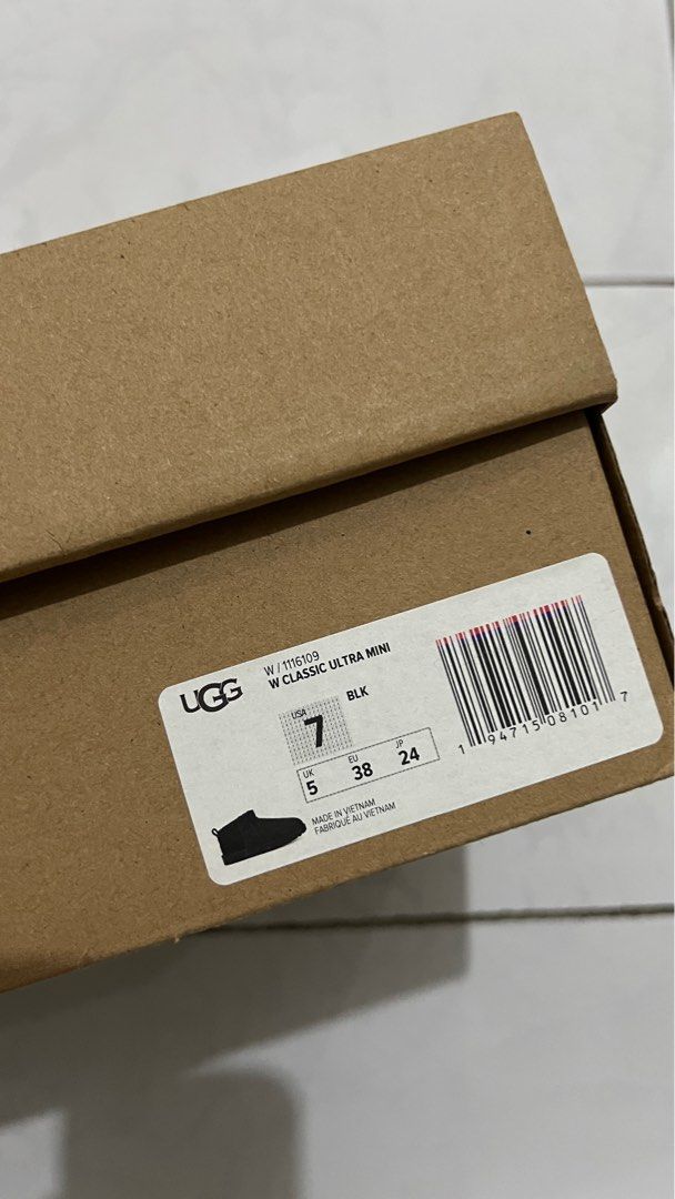 100% Authentic UGG Womens Classic Ultra Mini Black Boots (Category: Boots) located in Bulacan. Submitted by __randomthings (Listing ID 1404034089, Image 3). Description: Used a couple of times only! Brand new condition.
