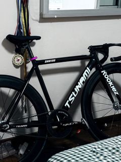 (Category: ) located in . Submitted by pisang.bikes (Listing ID 1404118305, Image 1). Description: .