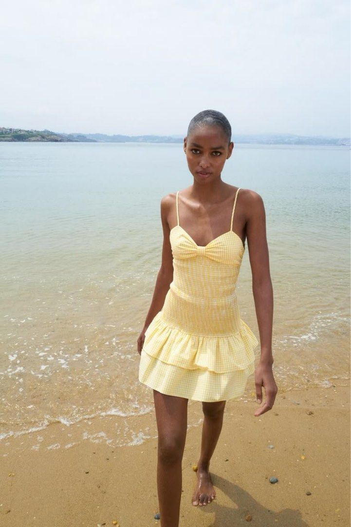 zara yellow plaid dress (Category: Dresses) located in Manila. Submitted by rorycake (Listing ID 1404117765, Image 1). Description: with chocolate stain on skirt area selling because im declutterring .
