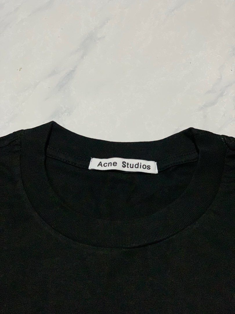 ACNE STUDIOS STOCKHOLM LOGO TEE (Category: Tshirts & Polo Shirts ) located in Manila. Submitted by scarlett_hope (Listing ID 1404203008, Image 3). Description: ACN3 STVDIOS SPELL OUT LOGO TEE. L: 28 W: 21.5 COLOR RATE: 10/10 CONDITION: AS NEW MOP: GCASH COURIER: J&T OR LALAMOVE.