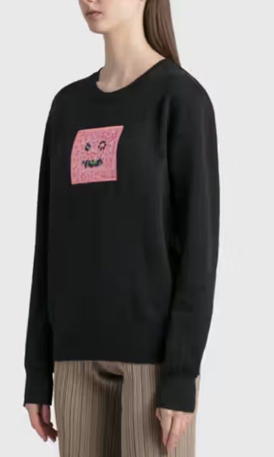 ACNE STUDIOS|Women's Black Beaded Face Pullover Sweatshirt 100% Cotton (Category: Luxury Apparel) located in Rizal. Submitted by kakaibafinds (Listing ID 1404303645, Image 1). Description: SIZE:XXS on tags BUST:40 inches circumference SHOULDERS:18 inches SLEEVES:26 inches, AH:7" diam LENGTH:26 inches FABRIC COMPO: 100% Cotton Measurements are based on tape measure not the tag. FREE Shipping (Full Original Price only 580 & above) Shipping fee to b
