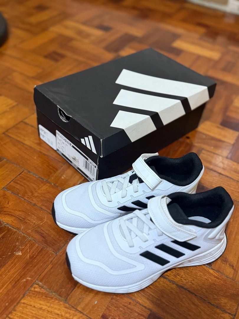Adidas Duramo 10 EL K White Black (Category: Babies & Kids Fashion) located in Pasig City. Submitted by cacishop (Listing ID 1404301272, Image 3). Description: Size 13k.