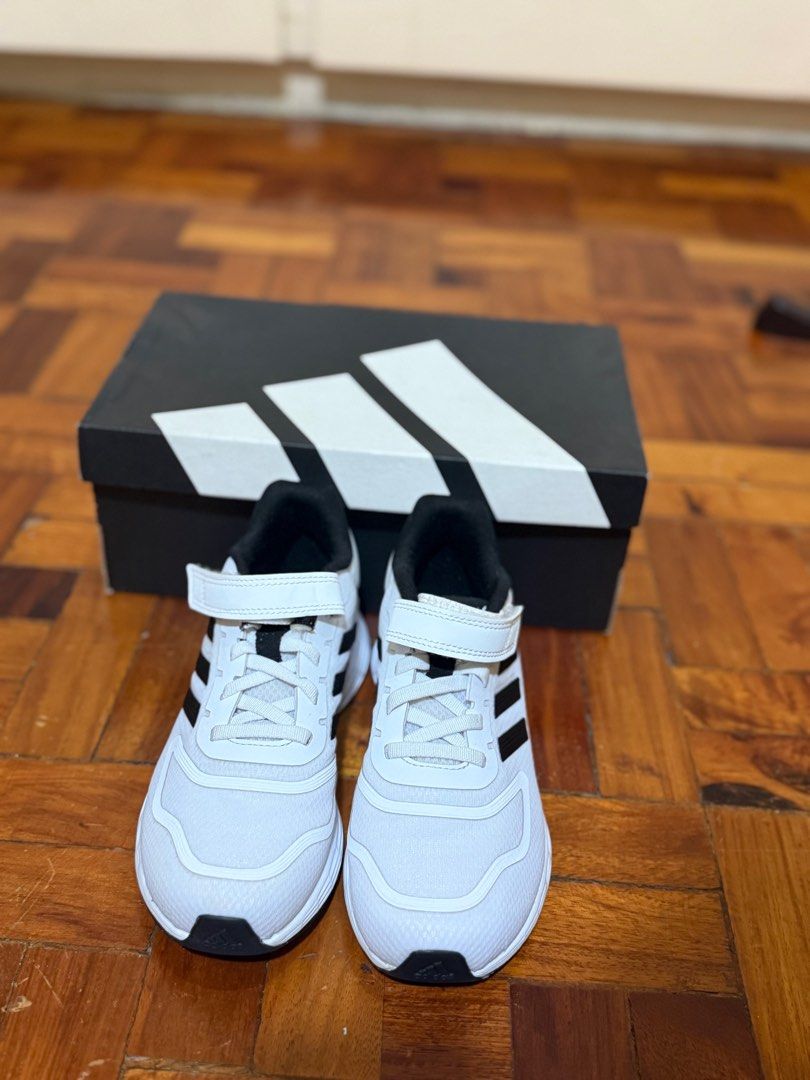 Adidas Duramo 10 EL K White Black (Category: Babies & Kids Fashion) located in Pasig City. Submitted by cacishop (Listing ID 1404301272, Image 1). Description: Size 13k.