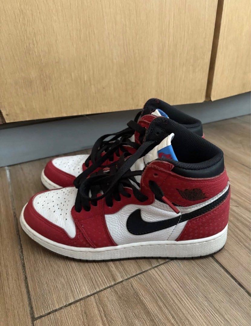 Air Jordan 1 High OG Spiderman (Category: Sneakers) located in Manila. Submitted by dhanstuffs (Listing ID 1404349750, Image 1). Description: Air Jordan 1 High OG sneakers Spiderman - complete box and extra laces (blue and red) - 5.5Y / Size 7 womens - Sampaloc Area .