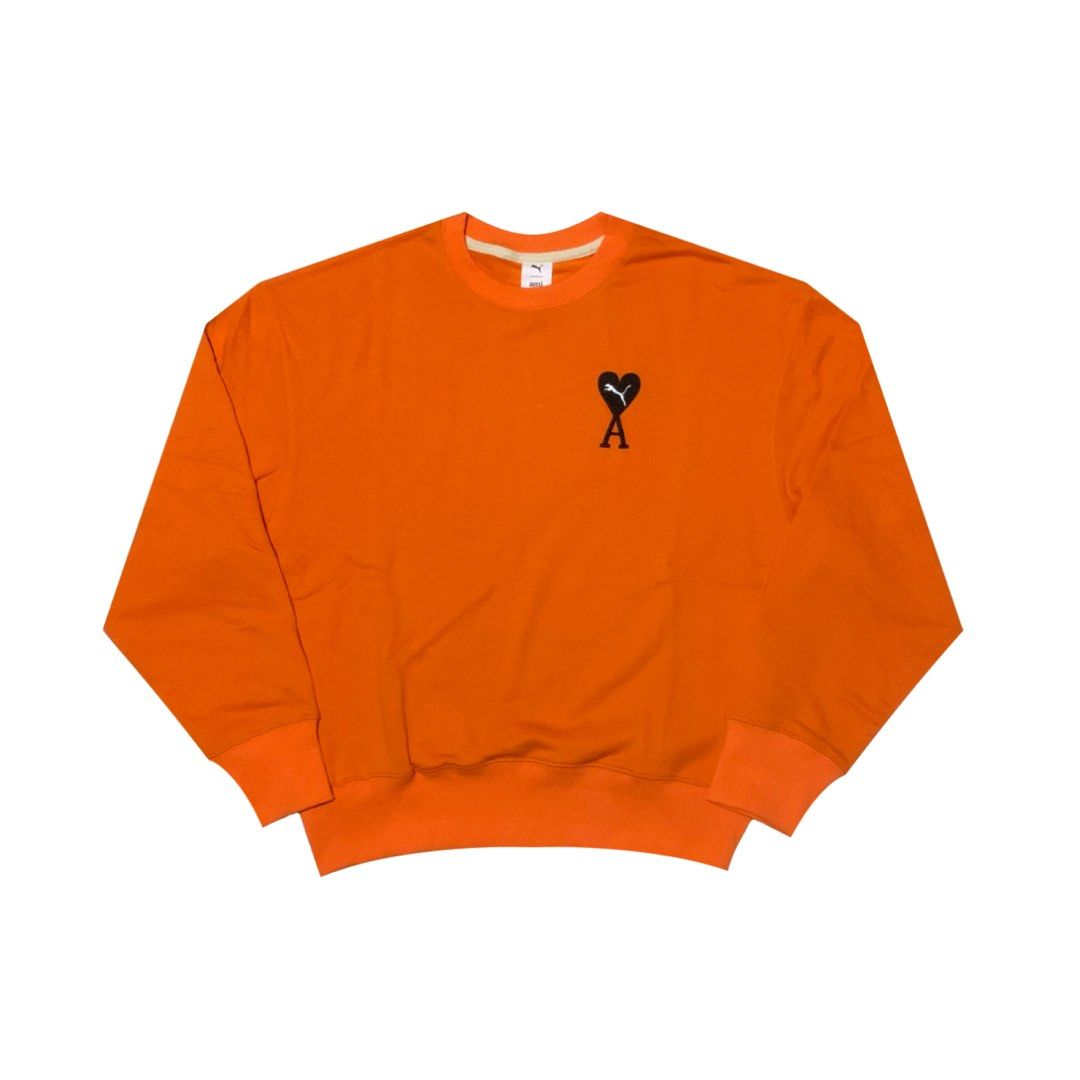 AMI X PUMA SWEATSHIRT/CREWNECK (Category: Hoodies) located in Manila. Submitted by scarlett_hope (Listing ID 1404207545, Image 1). Description: AM1 X PVM4 SWEATSHIRT/CREWNECK L: 26.5 W: 24 COLOR RATE: 10/10 CONDITION: AS NEW MOP: GCASH COURIER: J&T OR LALAMOVE.