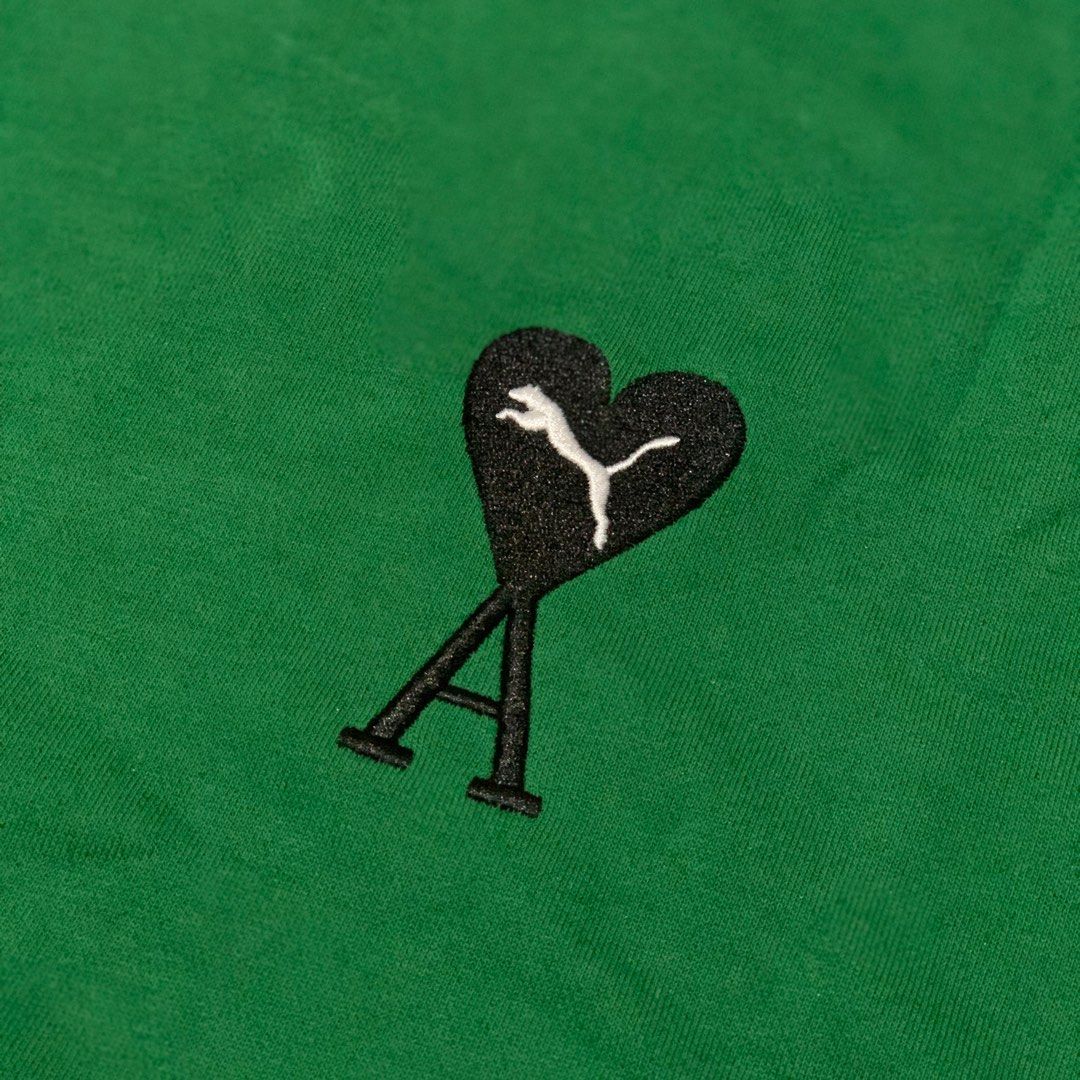 AMI X PUMA SWEATSHIRT/CREWNECK (Category: Hoodies) located in Manila. Submitted by scarlett_hope (Listing ID 1404208209, Image 3). Description: AM1 X PVM4 SWEATSHIRT/CREWNECK (DARK GREEN) L: 26.5 W: 24 COLOR RATE: 10/10 CONDITION: AS NEW MOP: GCASH COURIER: J&T OR LALAMOVE.