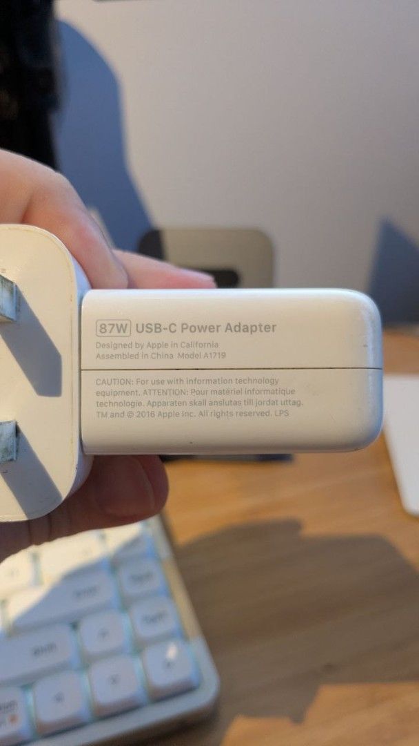 Apple 87W USB-C Power Adapter