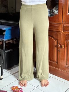 (Kategori: ) berada di . Dikirim oleh rrrantiii (ID iklan 1404193143, Gambar 1). Deskripsi: .