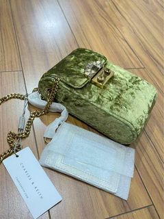 （分類：）位於 。 由 casstsang 提交（商品編號 1404318313，圖片 1）。簡介： 。