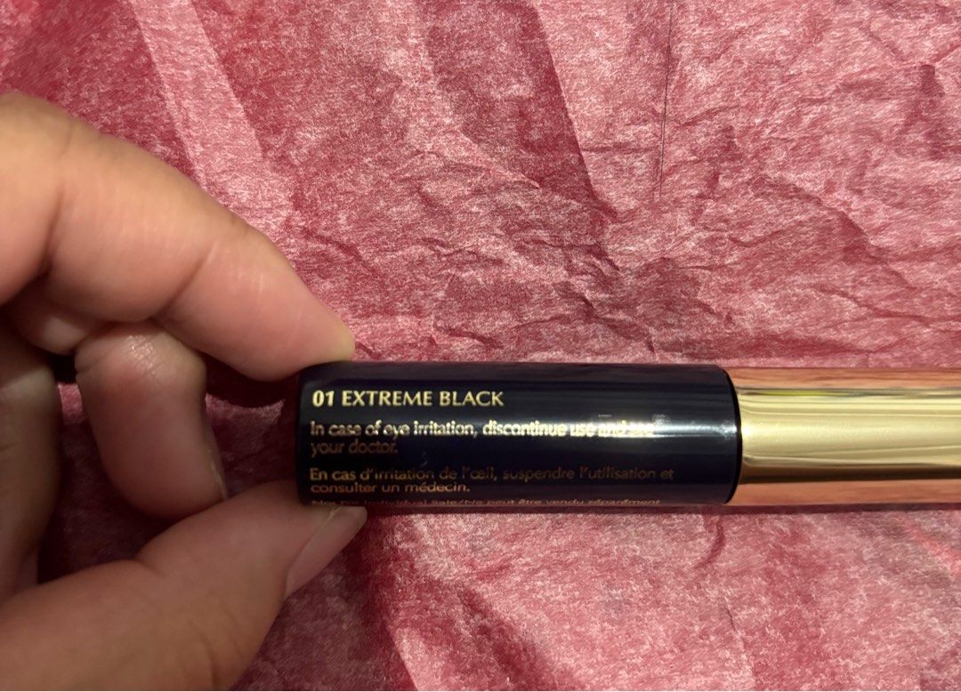 Estee Lauder Mini Mascara (Category: Makeup) located in Quezon City. Submitted by violetandstuff (Listing ID 1404333257, Image 2). Description: .