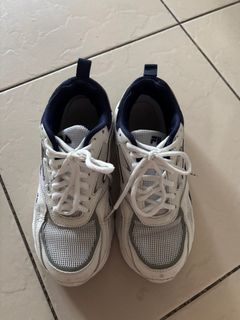 (Category: ) located in . Submitted by preloved.frommary (Listing ID 1404211906, Image 1). Description: .