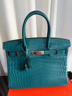 (Category: ) located in . Submitted by luxurybagphilippines_byqueen (Listing ID 1404262554, Image 1). Description: .