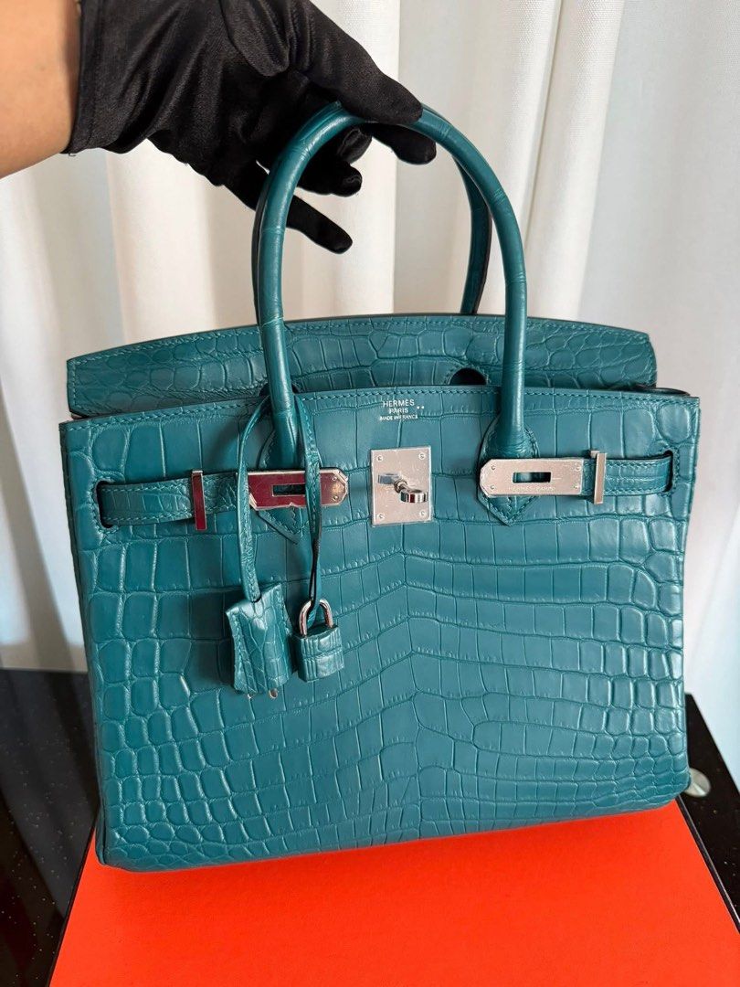 hermes birkin 30 alligator local only (Category: Tote Bags) located in Angeles City. Submitted by luxurybagphilippines_byqueen (Listing ID 1404262554, Image 2). Description: local not highest so expect the quality matte no cert 30cm posted ph supp onhand napo yan.