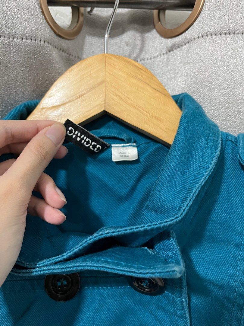 H&M Divided Teal Double-Breasted Jacket / Coat (Category: Coats, Jackets and Outerwear) located in Quezon City. Submitted by ammie__ (Listing ID 1404348099, Image 3). Description: Size: 2 Dimensions: 24 by 13.5 inches.