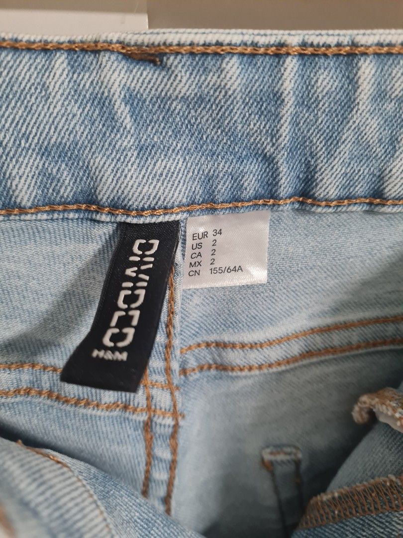 H&M mid waist flare pants (Category: Jeans) located in Las Pinas. Submitted by thegentlethread (Listing ID 1404181074, Image 3). Description: use less than 5x (a 12yr old girl) like new size 34 on tag 39" long divided h&m gcash or bpi online only jnt shipping 65 metromnila.