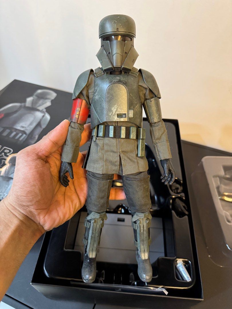Hot toys StarwarsTransport Trooper (Category: Figurines & Statues) located in Pasay City. Submitted by superman_991 (Listing ID 1404319219, Image 3). Description: Hot toys StarwarsTransport Trooper 1:6 Scale BIB, Complete no issue, Box 8/10 Price 7.5k Only Location Paranaque Payment Gcash/Bpi Shipping Lalamove/Lbc Buyers Risk / Fee ‼️Seller is not responsible for: lost, stolen, or damaged packages..