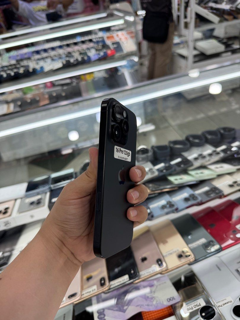 Iphone 16 Pro 128gb FU DUALSIM 97% Batt complete (Category: iPhone 16 Series) located in San Juan City. Submitted by keannagadgetph (Listing ID 1404179000, Image 2). Description: Available Units for today's POST! Iphone 16 Pro / 128gb / FU / HK / Complete - good condition - 97% Makinis - good battery - no issue / repair - Any colors available ~ Accepting SWAP / TRADE IN / INSTALLMENT / BINTA UNIT ~ CASH ON DELIVERY METRO MANILA / LBC PAYMENT FIRS