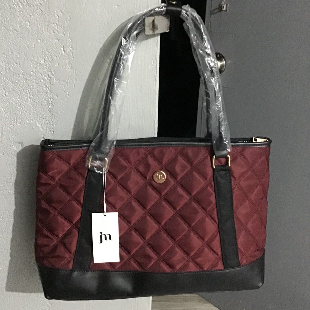 Jessica Moore Bag (Category: Tote Bags) located in Angeles City. Submitted by eslazatin789276 (Listing ID 1404198796, Image 2). Description: “Selling my brand-new Jessica Moore bag! 💼✨ This stylish and versatile bag is in excellent condition and ready for a new home. Perfect for work, travel, or everyday use. DM for price and more photos! #JessicaMooreBag #MarketplaceFind #FashionDeals #HandbagForSale #ToTeBagForSale.