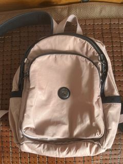 （分類：）位於 。 由 cash0nly_lokfu_n0.sf 提交（商品編號 1404215864，圖片 1）。簡介： 。