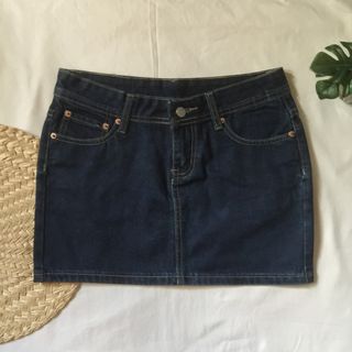 (Category: ) located in . Submitted by lovedbyzi (Listing ID 1404341335, Image 1). Description: .