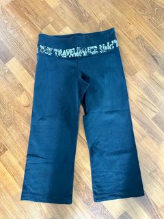 (Category: ) located in . Submitted by yogawear (Listing ID 1404221581, Image 1). Description: .