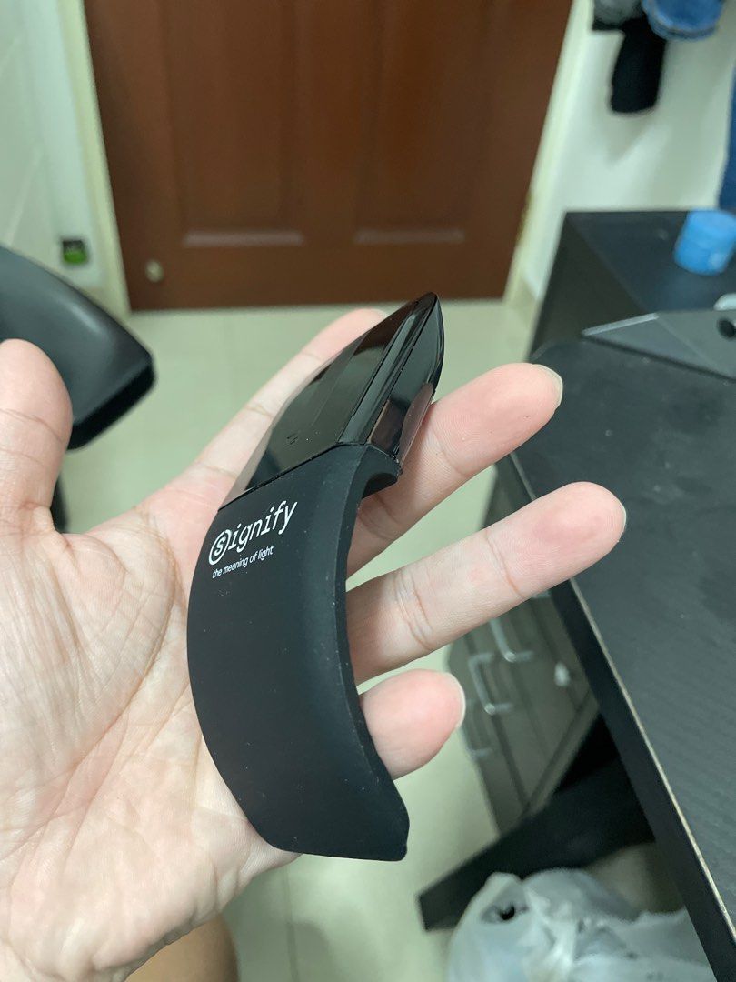 Mouse (Category: Mouse & Mousepads) located in Singapore. Submitted by chefmasterpiece (Listing ID 1404214583, Image 3). Description: Brand new mouse.
