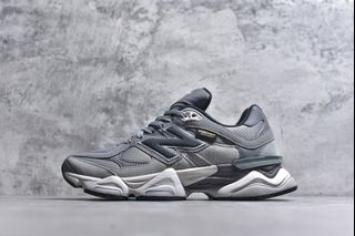 (Category: ) located in . Submitted by Outlet.Sneakers (Listing ID 1404291122, Image 1). Description: .