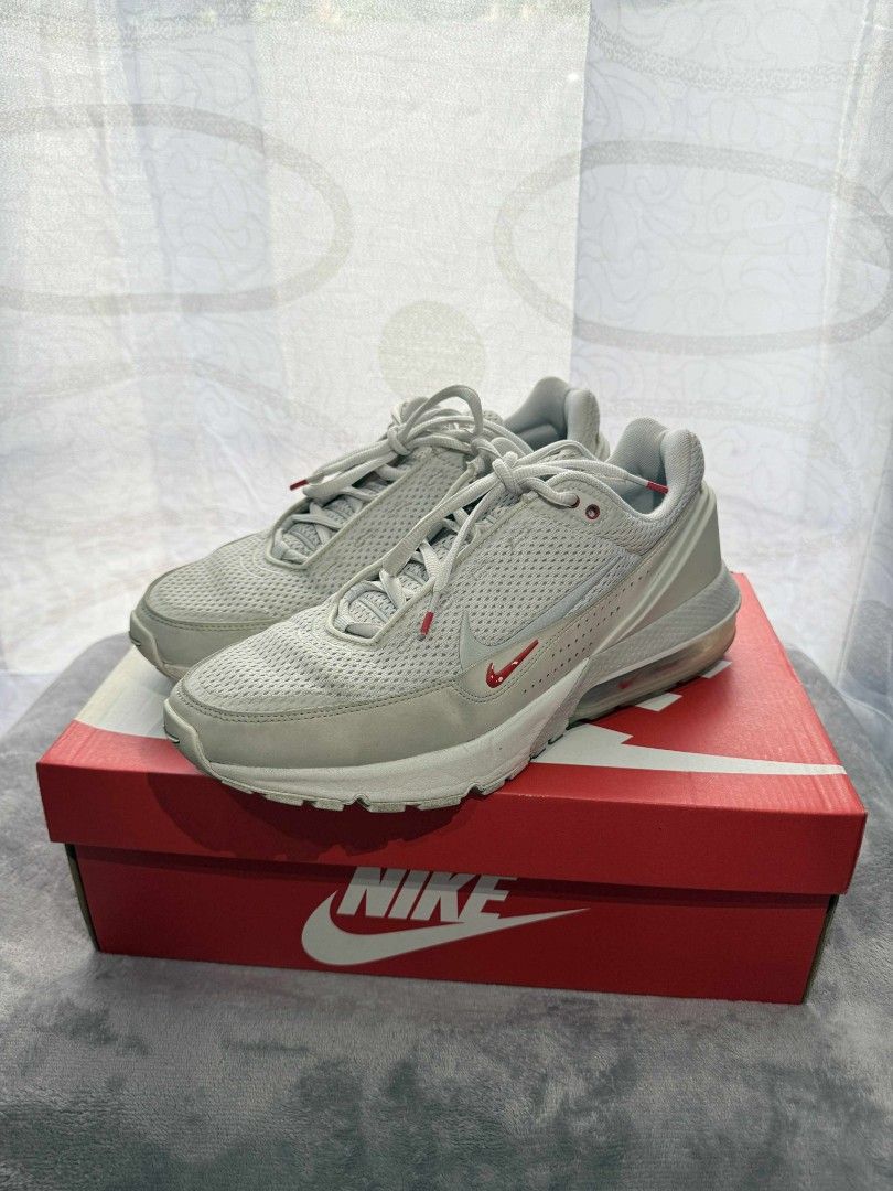 Nike Air Max Pulse - Photon Dust/Reflect Silver (Category: Sneakers) located in Manila. Submitted by sparkplug2002 (Listing ID 1404256699, Image 2). Description: used but not abused minor issues - minor paint chips - scratches shipping paid by buyer LBC or J&T.