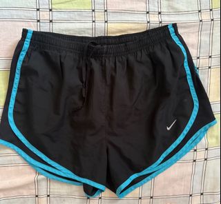 (Category: ) located in . Submitted by whatsdbuzz (Listing ID 1404270091, Image 1). Description: .
