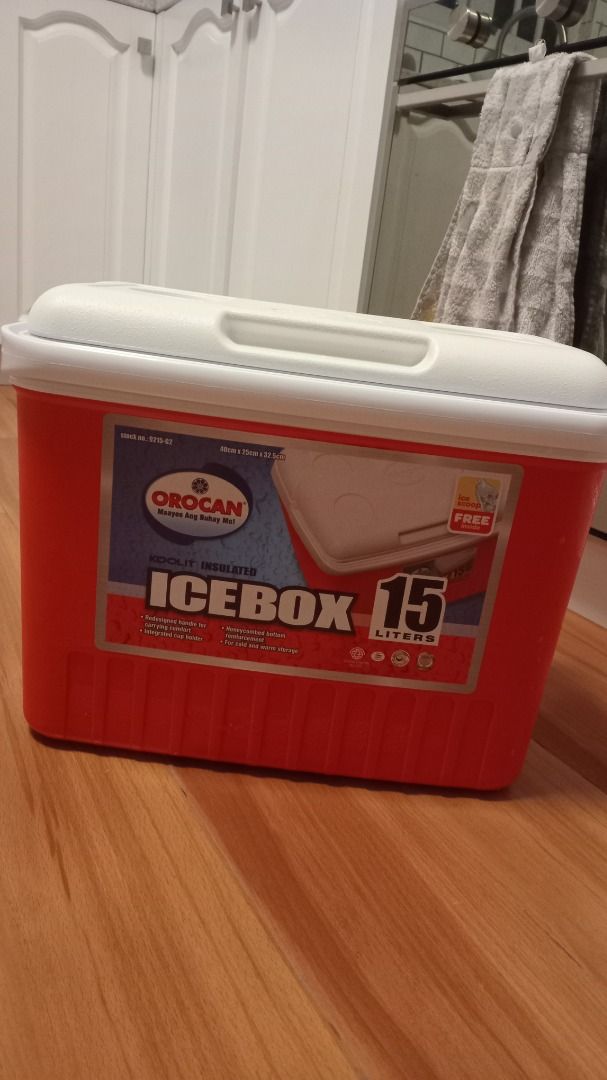 Orocan Icebox 15 Liters (Category: Storage Boxes & Baskets) located in Taguig. Submitted by almamejia86577 (Listing ID 1404284169, Image 1). Description: - Orocan 15-liter icebox - Red and white color - Includes a scoop - White lid with handle for easy carrying - Clean white interior - Keeps items cold Pay upon pick up only Taguig SF c/o buyer.