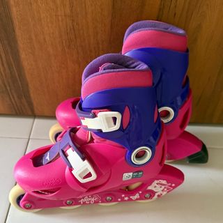 (Category: ) located in . Submitted by curious_collections (Listing ID 1404206950, Image 1). Description: .