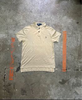 (Category: ) located in . Submitted by thriftedgarments (Listing ID 1404254311, Image 1). Description: .