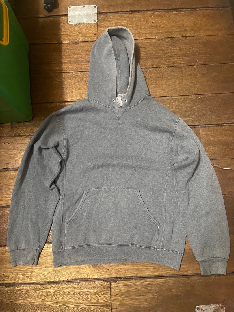 Russell Athletic Gray Hoodie (Category: Hoodies) located in Dumaguete. Submitted by markyooo (Listing ID 1404180018, Image 1). Description: - Russell Athletic hoodie - Size: M - Color: Gray - color rate 9/10 - slight fading on the hood .