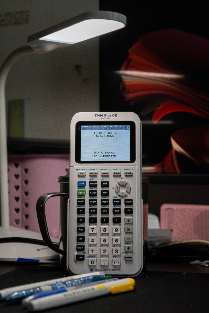TI-84 Plus CE Python Calculator, Computers & Tech, Office & Business ...