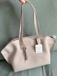 （分類：）位於 。 由 22012401 提交（商品編號 1404236226，圖片 1）。簡介： 。