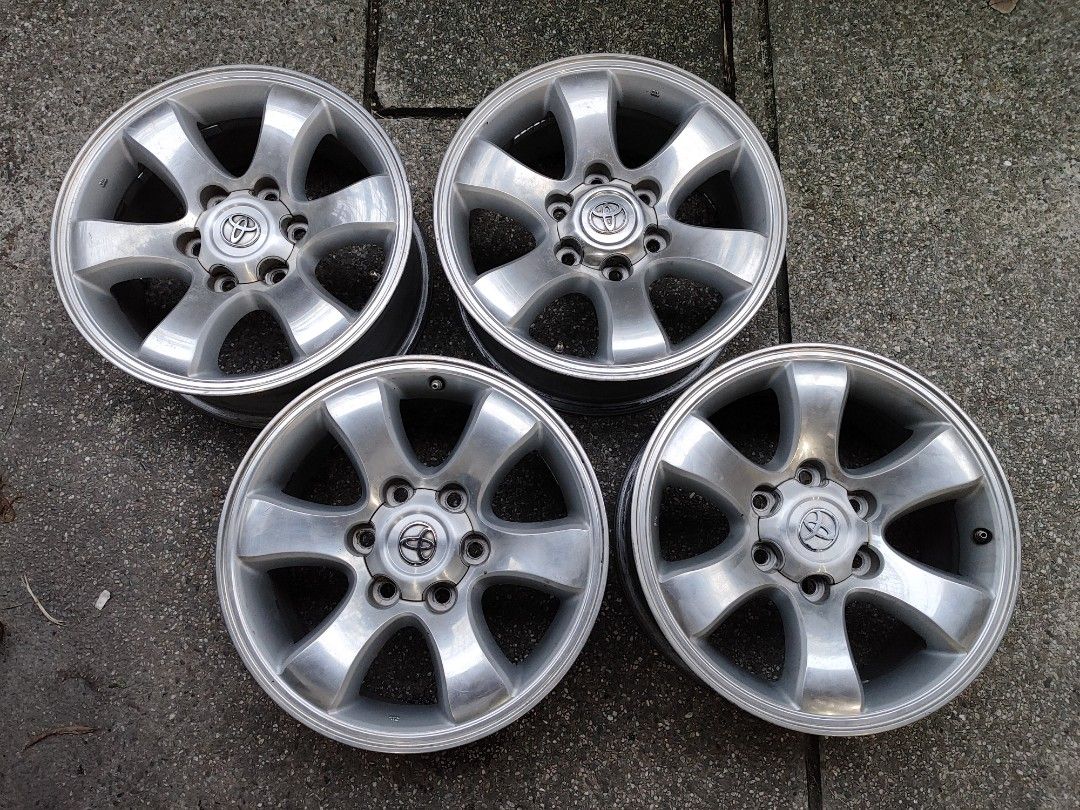 Toyota Prado 120 17s mags (Category: Mags and Tires) located in San Juan City. Submitted by MW_888 (Listing ID 1404202635, Image 1). Description: Toyota Prado 120 mags Size 17 x 7 + 30 offset 6 holes 139 bolt pattern Fits Fortuner, Hilux, Hi ace, Prado 22k Banawe Area.