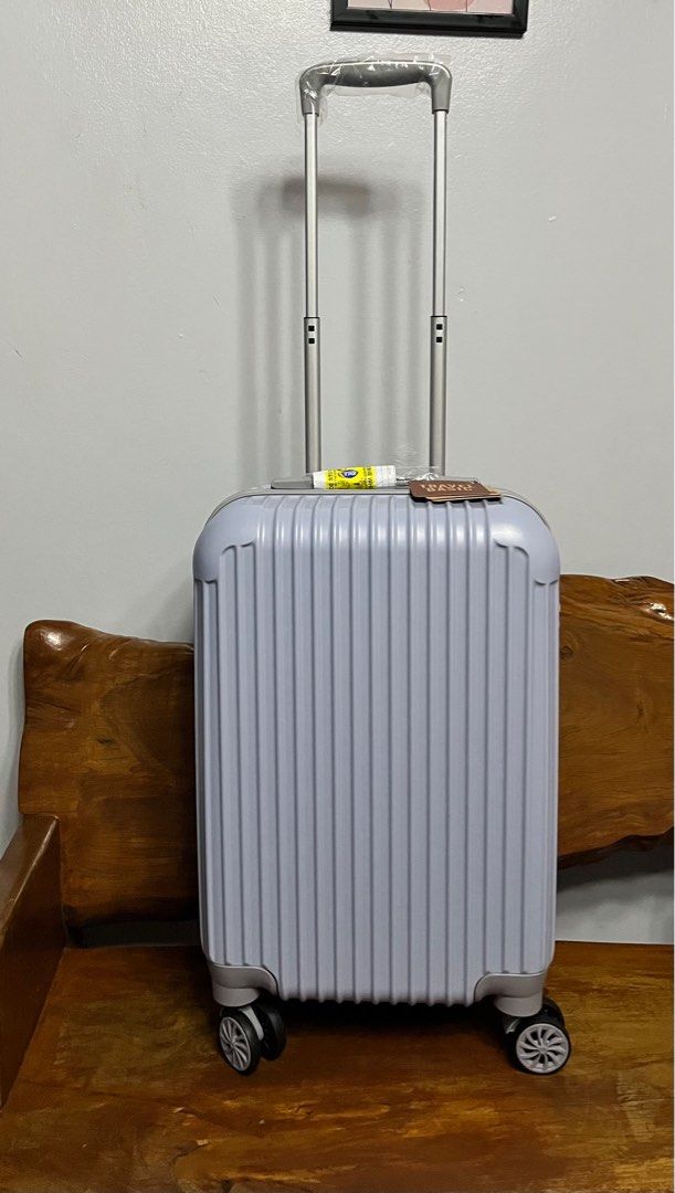 Travel Basic 20 inches hand carry luggage (Category: Luggage) located in Manila. Submitted by danifortuna (Listing ID 1404302776, Image 1). Description: 20 inches Light blue.