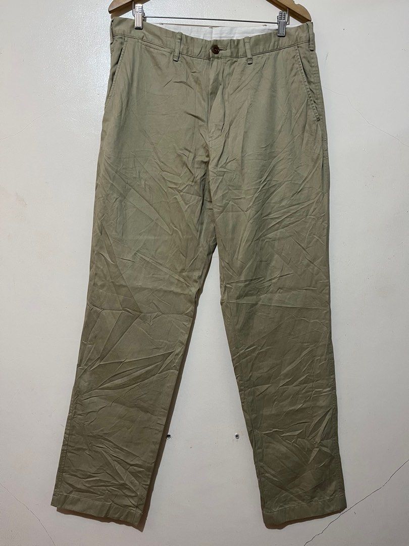 Uniqlo Khaki Pants (Category: Chinos) located in Penaranda. Submitted by driplounge. (Listing ID 1404252627, Image 1). Description: Uniqlo Pants •size 34-36 •length 44 •excellent condition •10/10 •no issue 450 +shipping fee 📍General Tinio, Nueva Ecija.