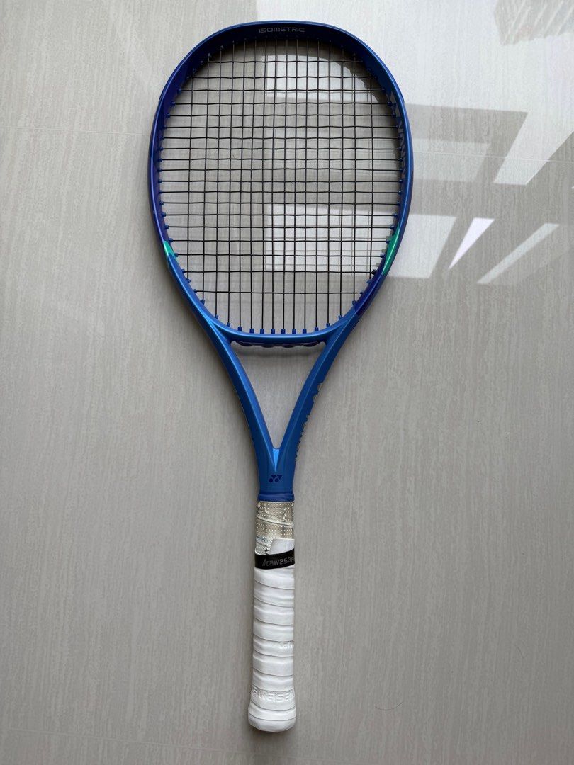 Normal Racket Yonex EZONE 98 Tennis Racket (2025 version 4 1/4) - Blue, Sports ...