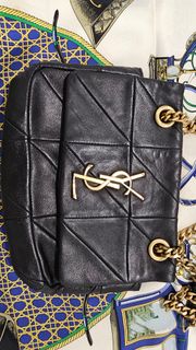 (Category: ) located in . Submitted by lr_closet (Listing ID 1404341754, Image 1). Description: .
