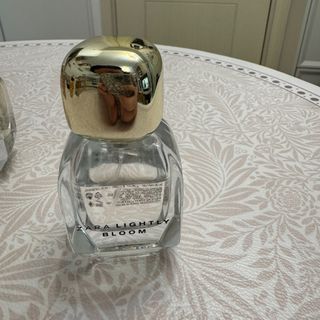 （分類：）位於 。 由 makeupsonice 提交（商品編號 1404322336，圖片 1）。簡介： 。