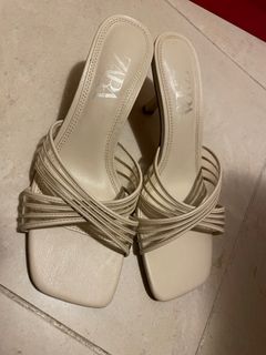 （分類：）位於 。 由 bbcyanyan 提交（商品編號 1404319275，圖片 1）。簡介： 。