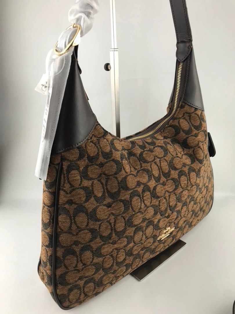☘️ CCH Ella Hobo Shoulder Bag (Category: Luxury Bags & Wallets) located in Manila. Submitted by vera.prudence (Listing ID 1404520301, Image 3). Description: ☘️ CCH Ella Hobo Shoulder Bag L: 14.0" H: 12.75" W: 2.5" P2,100 Actual Photo Plus SF.