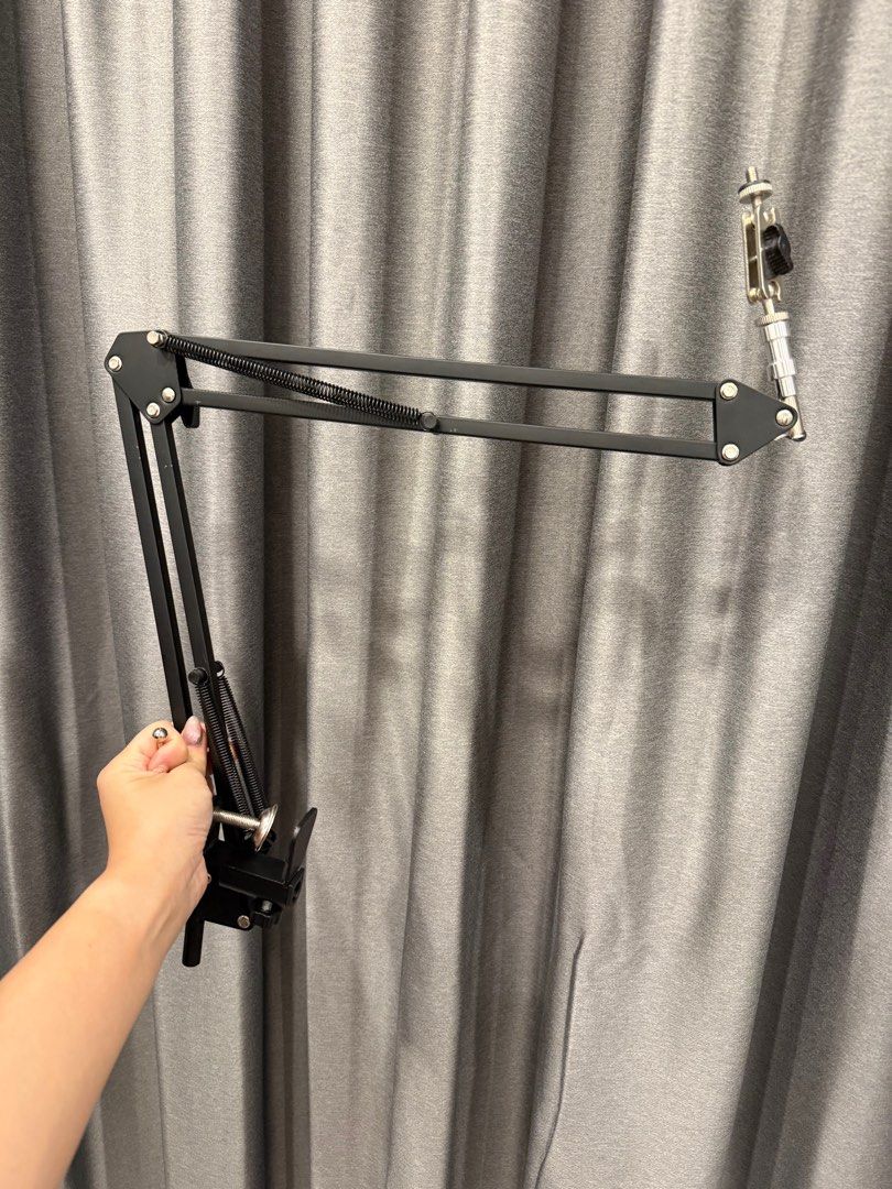 Adjustable Handphone/microphone Arm Stand - Black
