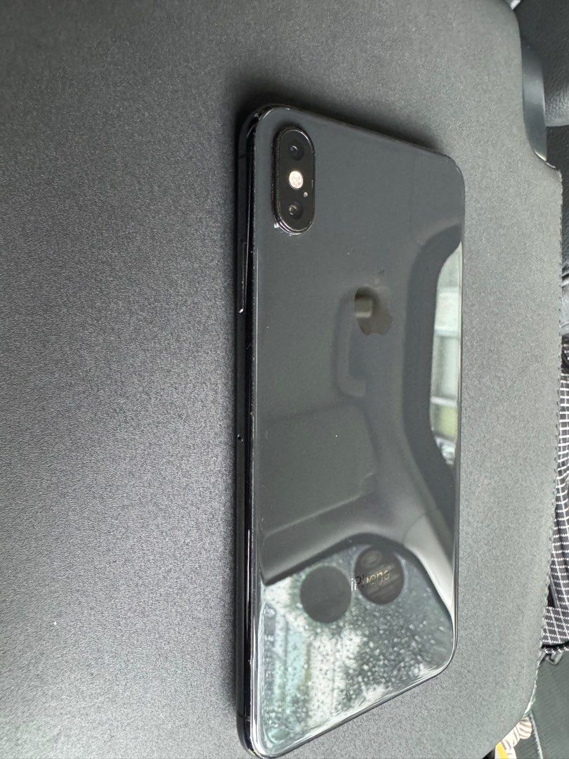 (Category: iPhone X Series) located in Singapore. Submitted by stuffystorage (Listing ID 1404415238, Image 2). Description: - iPhone X (Space Gray) - Fully functional - Includes phone only - Please view photos for condition - Selling as is - neg .