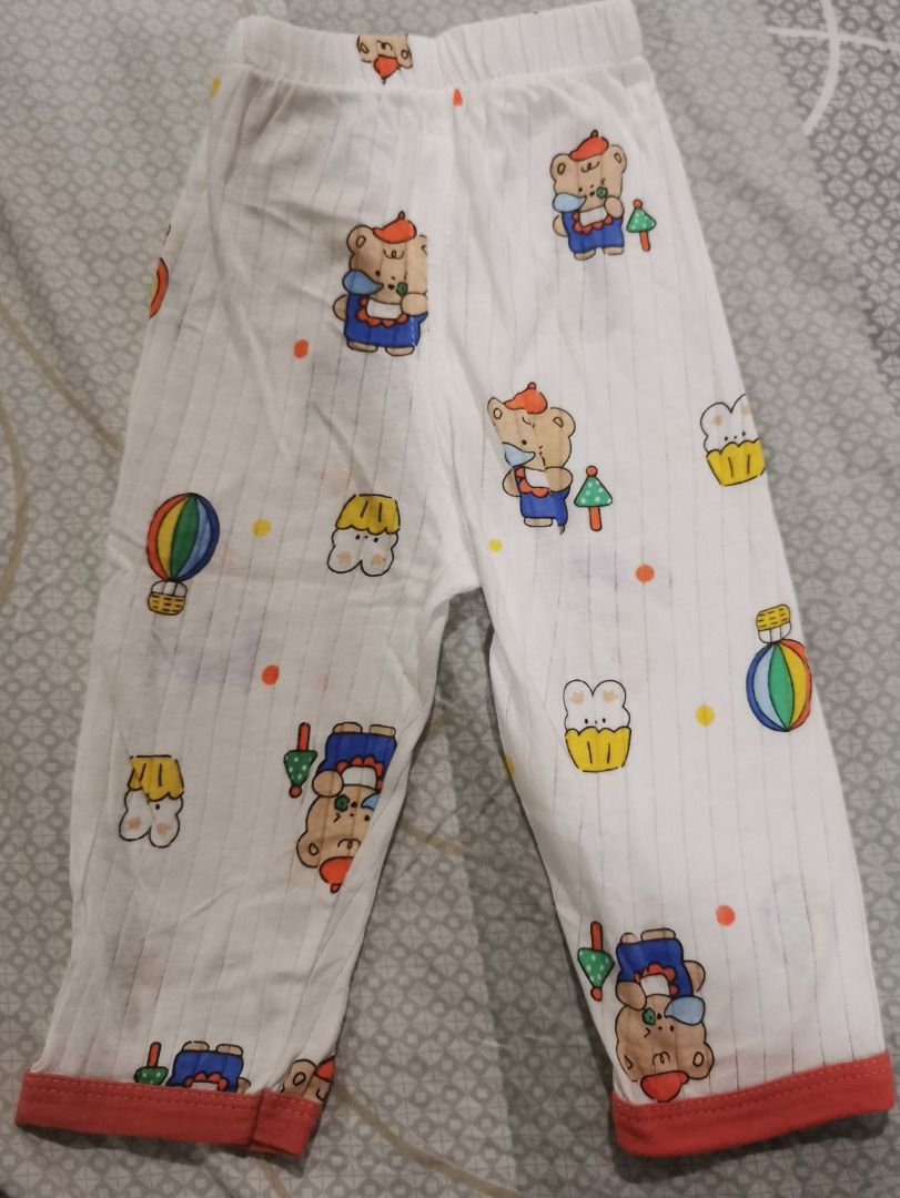 Baby Pajamas (Category: Babies & Kids Fashion) located in Quezon City. Submitted by declutteringmami (Listing ID 1404572045, Image 2). Description: Unused. Small for my baby. Can fit 6-9 months. .