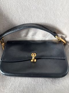 （分類：）位於 。 由 oreotheking 提交（商品編號 1404369957，圖片 1）。簡介： 。