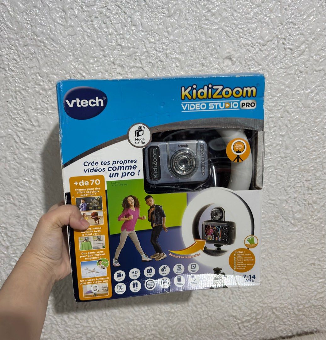 Brandnew Vtech Video Studio Pro Camera for Kids (Category: Cameras) located in Paranaque City. Submitted by dalle_closet (Listing ID 1404495286, Image 1). Description: Brandnew pwede pang gift sa mga kids nyo Perfect sa mga anak nyo na mahilig magvlog :).